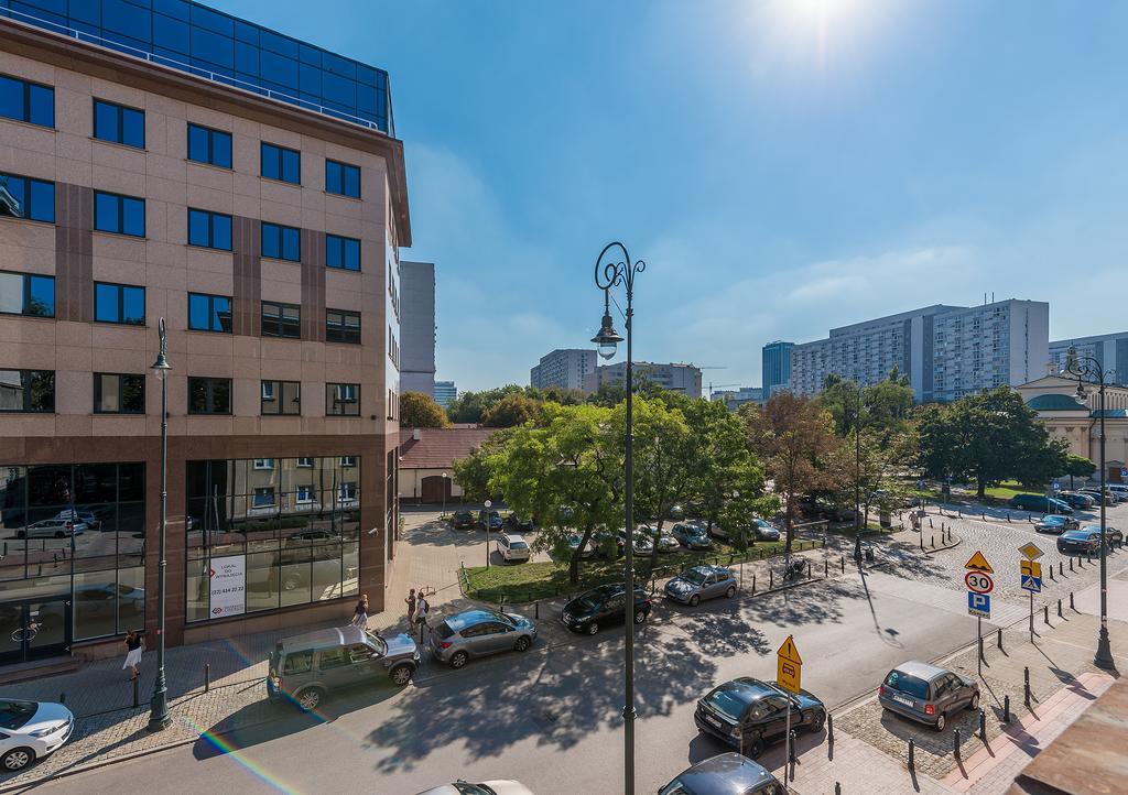Plac Bankowy Serviced Apartments Варшава Екстер'єр фото